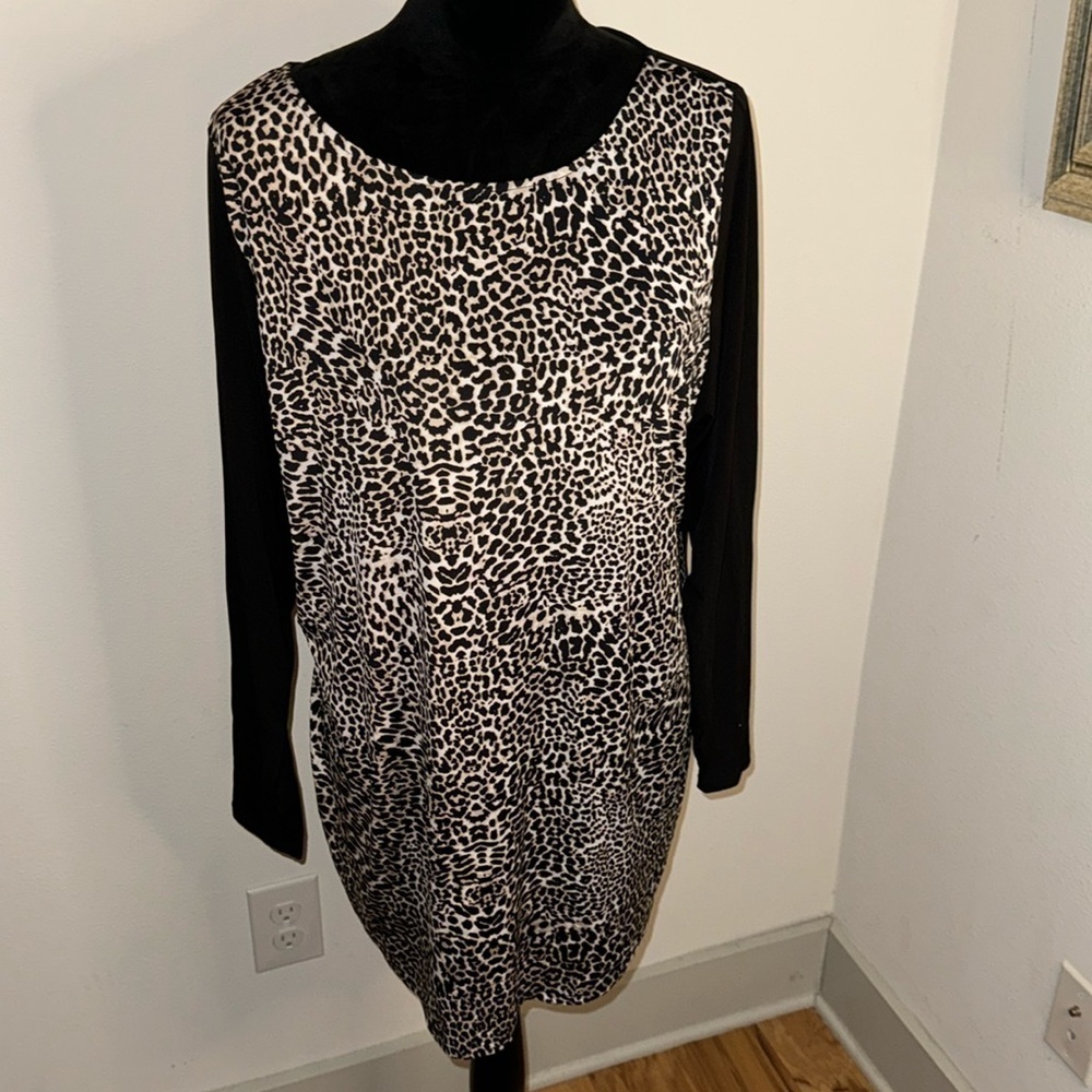 Peter Nygard animal print long sleeves tunic top blouse Sz 1X
